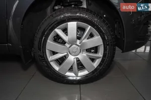 Стальные диски черного или серого цвета R14